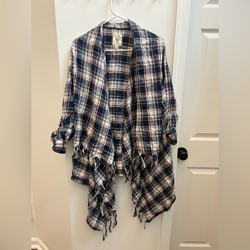 Billabong NWT Navy and Red Plaid Open Cardigan Women’s Size Large